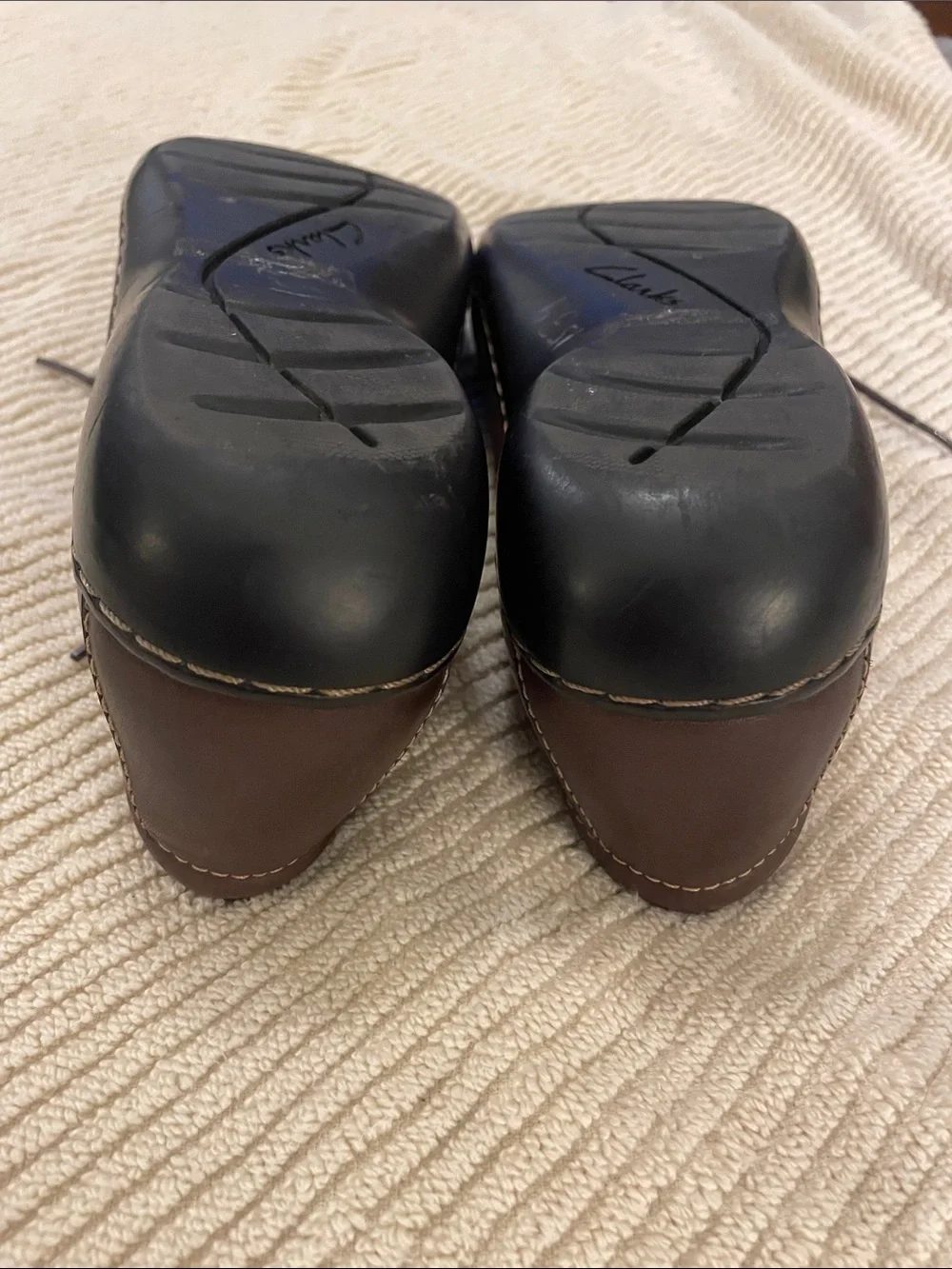 Clark's Bendables Womens Leather Business Casual Oxford Loafer, Brown size 8 1/2